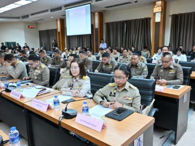 ผู้ตรวจเงินแผ่นดิน (สตภ.3) และผู้อำนวยการสำนักตรวจเงินแผ่นดินจังหวัดนครปฐม เข้าร่วมประชุมคณะกรมการจังหวัดนครปฐมและหัวหน้าส่วนราชการประจำจังหวัดนครปฐม