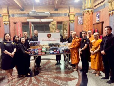 สำนักงานการตรวจเงินแผ่นดินภูมิภาคที่ 3 (จังหวัดนครปฐม) และสำนักตรวจเงินแผ่นดินจังหวัดในกำกับ ส่งมอบสิ่งของเพื่อร่วมบริจาคให้แก่กำลังพลผู้ปฏิบัติหน้าที่ปกป้องอธิปไตยของชาติ ในพื้นที่ชายแดนไทย–กัมพูชา จังหวัดสระแก้ว ณ วัดเสมียนนารี เขตจตุจักร กรุงเทพมหานคร